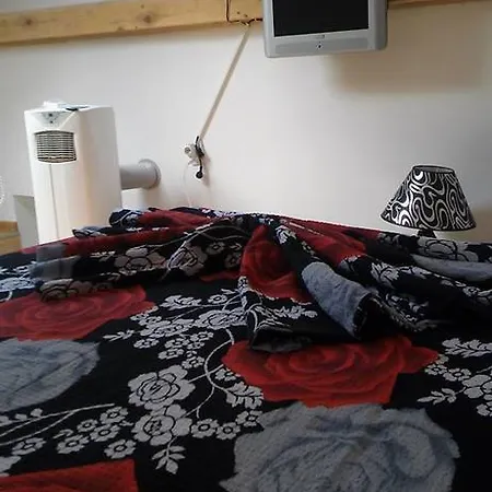 Monzuik Near The Tuzla